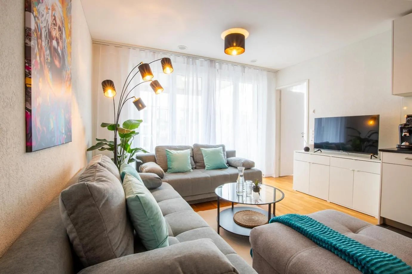 Special Einstein I Apartment Basel, Messe Kleinbasel 10-Star