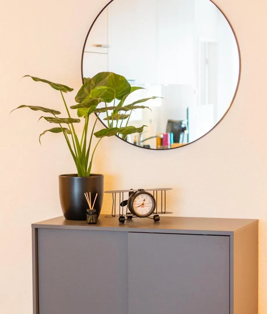 Special Einstein I Apartment Basel, Messe Kleinbasel 10-Star