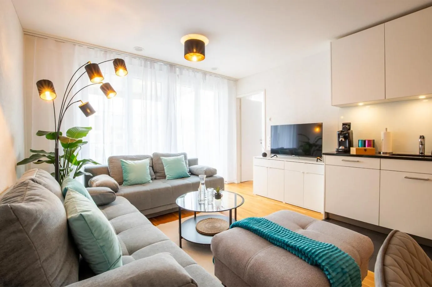 Special Einstein I Apartment Basel, Messe Kleinbasel 10-Star 0*, Basel Schweiz